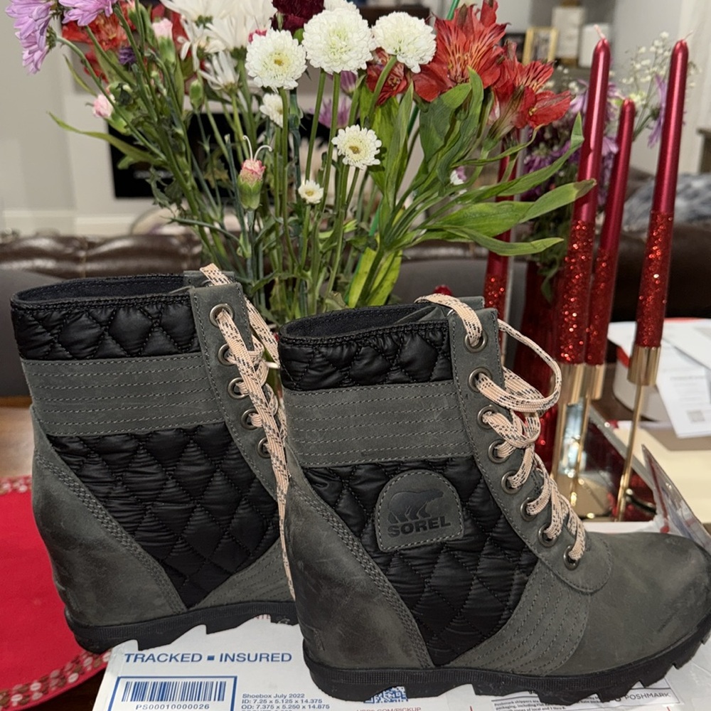 Sorel Women's Joan of arc boots